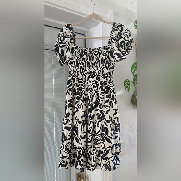 Black and Ivory Linen Cotton Floral Dress - Picture 1 of 4